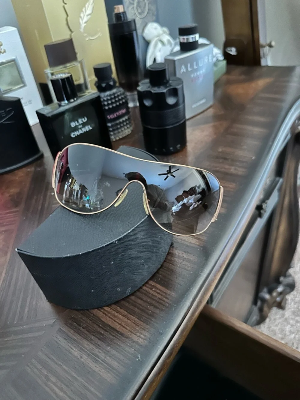 Prada Black and Gold Oversized Shield Sunglasses - Picture 3 of 3